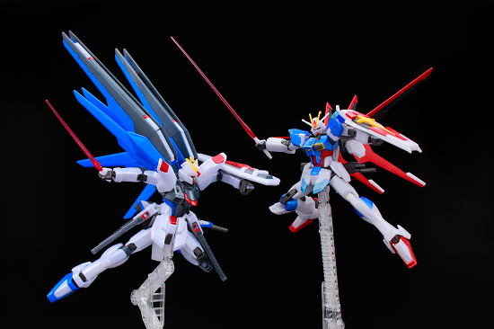 Freedom Gundam vs Force Impulse Convention Exclusive